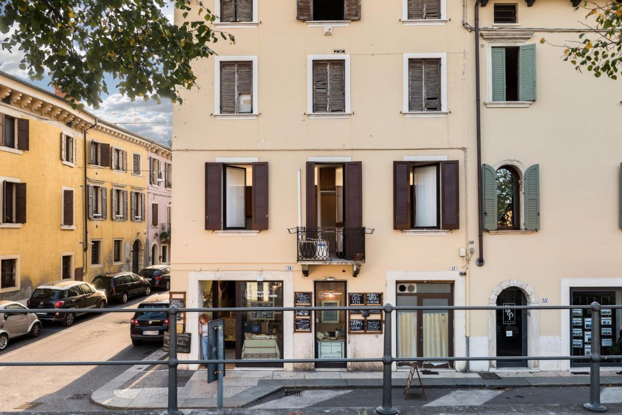 Flats4rent Regaste Appartement