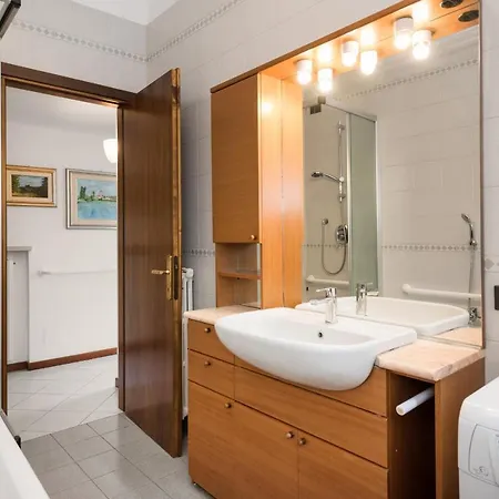 Appartamento Flats4Rent Regaste Verona Esterno foto