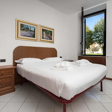 Appartamento Flats4Rent Regaste Verona Esterno foto